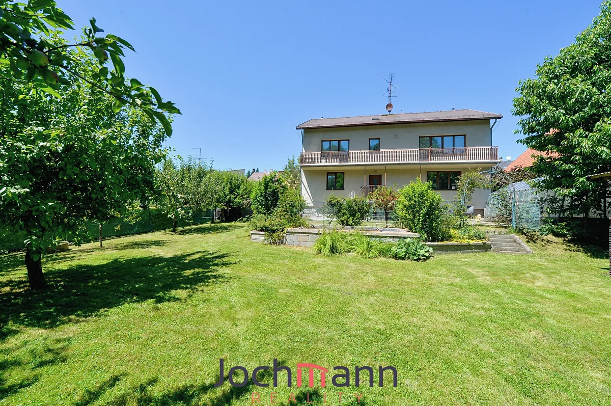 Prodej rodinného domu 271 m², pozemek 1178 m²